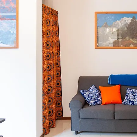 Semesterbostad Casa La Lanterna Nelle Alpi Orobiche