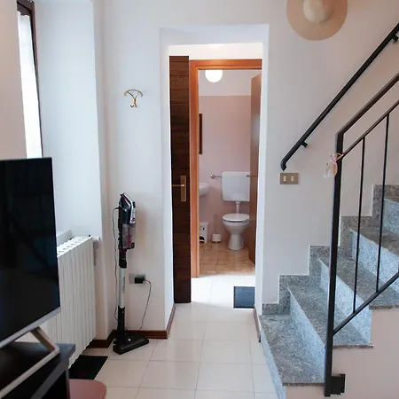 Holiday home Casa La Lanterna Nelle Alpi Orobiche *